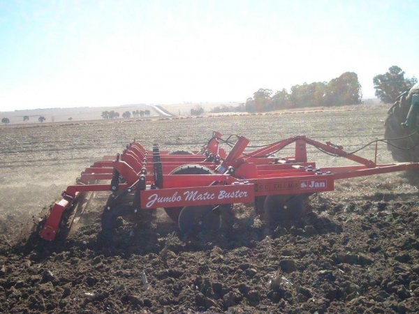 Máquinas Agrícolas Jumbo Matic Buster em Guarantã do Norte MT